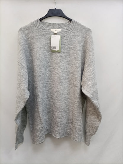 H&M. Jersey gris punto T.m