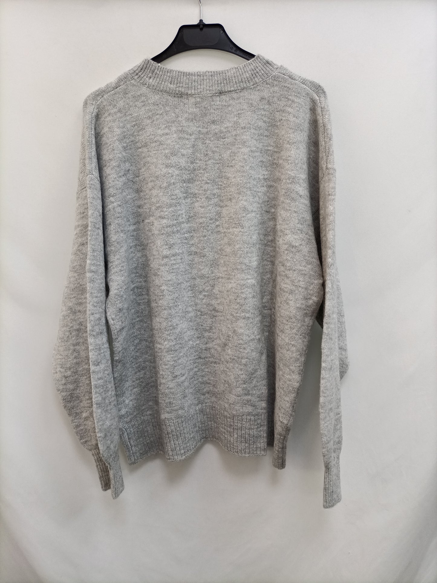 H&M. Jersey gris punto T.m