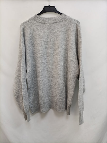 H&M. Jersey gris punto T.m
