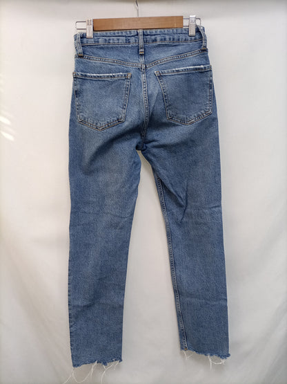 ZARA. Pantalón recto vaquero T.36
