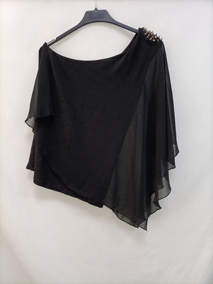 ZARA. Top negro asimétrico T.m