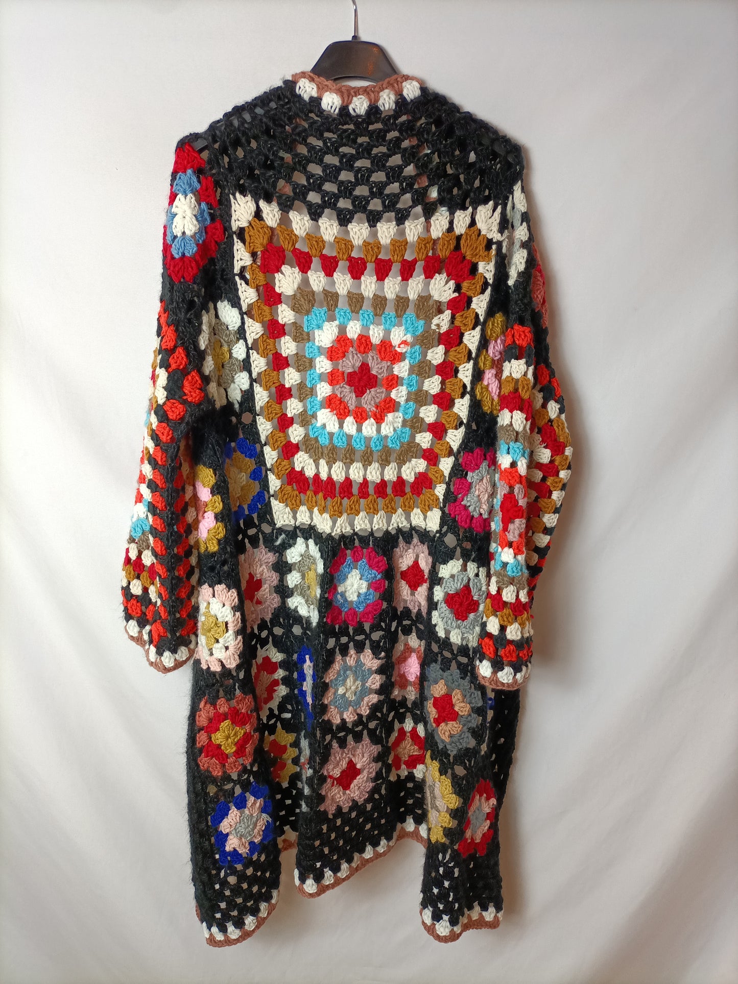 OTHERS. Crochet cardigan Tu(m/l)