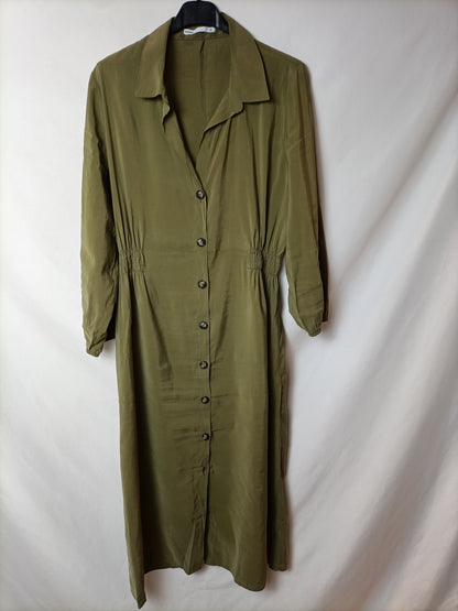 LEFTIES. Vestido verde camisero T.l