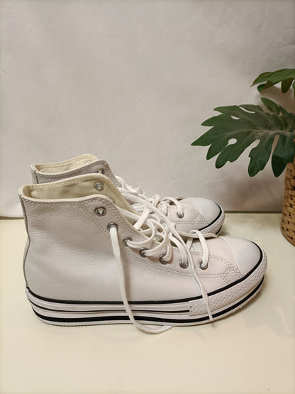 CONVERSES. Zapatillas blancas piel T.37