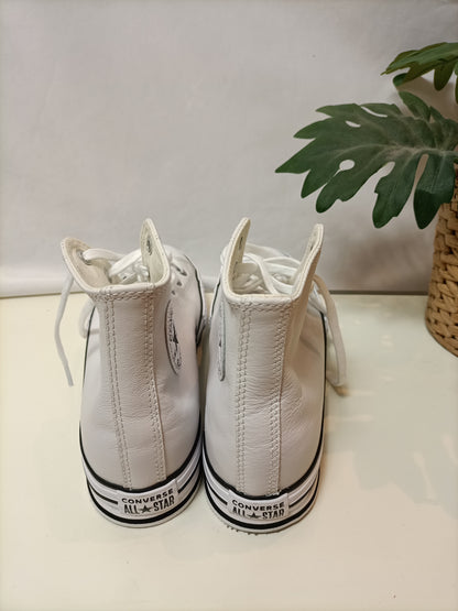 CONVERSES. Zapatillas blancas piel T.37