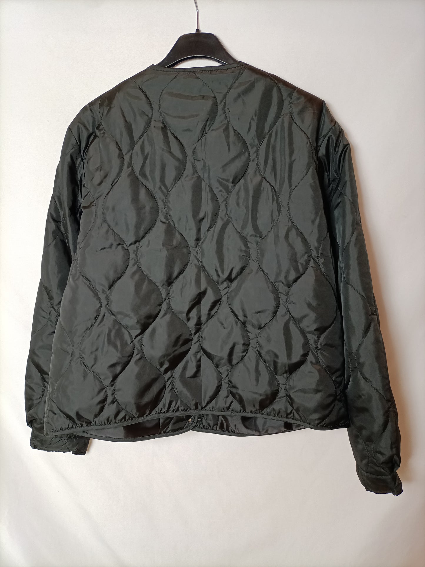 SEE FASHION. Fine black parka .m