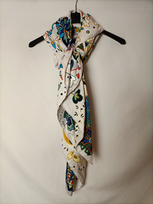 BIMBA Y LOLA.Pañuelo beige flores