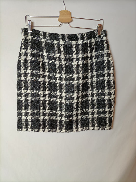 BIMANI. Falda tweed negra y blanca T.40
