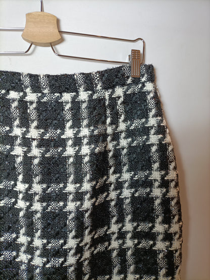 BIMANI. Falda tweed negra y blanca T.40