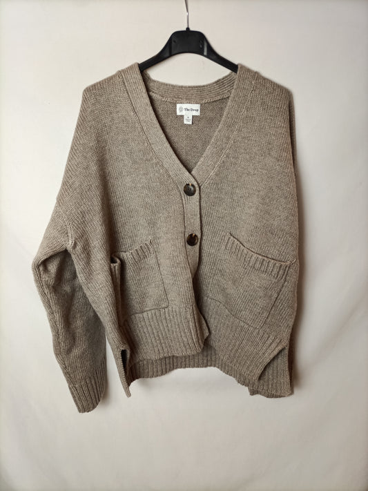 THE DROP. Brown button-down sweater Tm