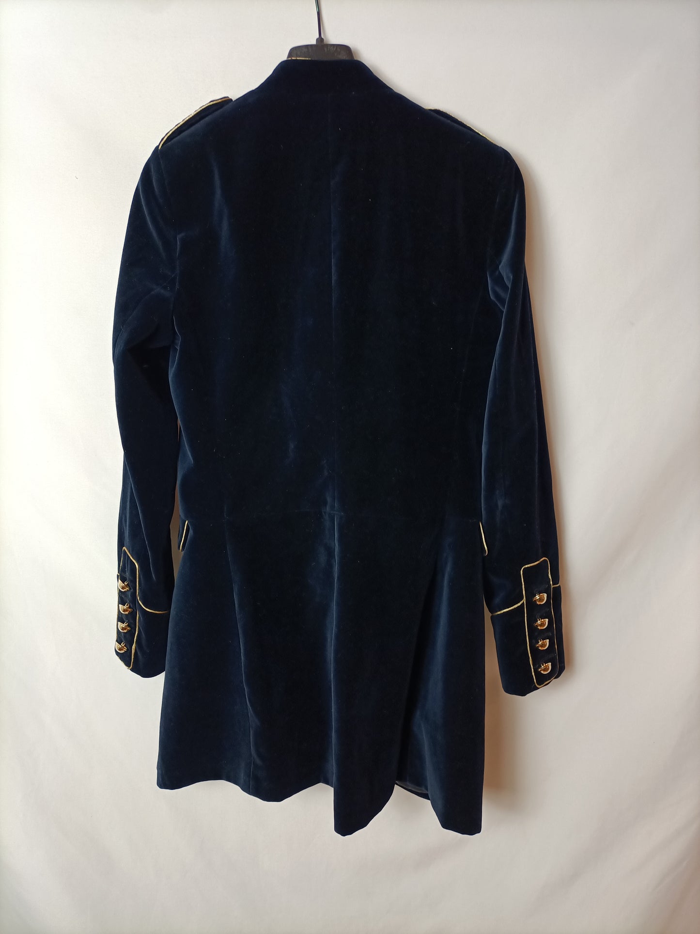 MANGO. Abrigo de terciopelo azul T.xs