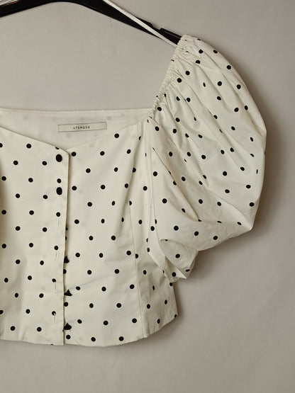 UTERQÜE. Top blanco lunares T.xs