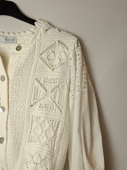 ZARA. Double textured Ts top