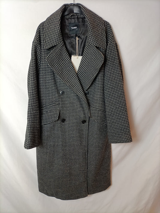 PULL&amp;BEAR. Houndstooth Ts cloth coat