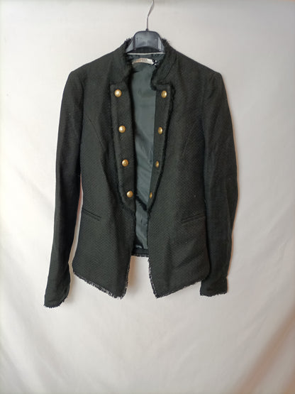 STRADIVARIUS. Chaqueta negra tweed T.m