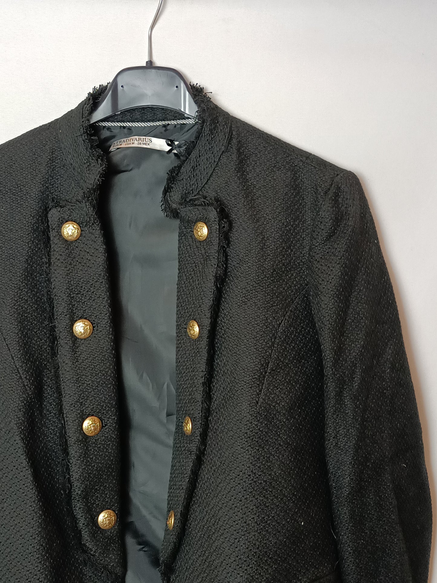 STRADIVARIUS. Chaqueta negra tweed T.m