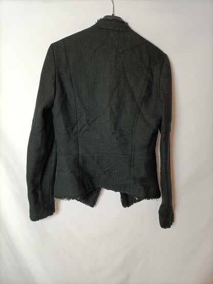 STRADIVARIUS. Chaqueta negra tweed T.m