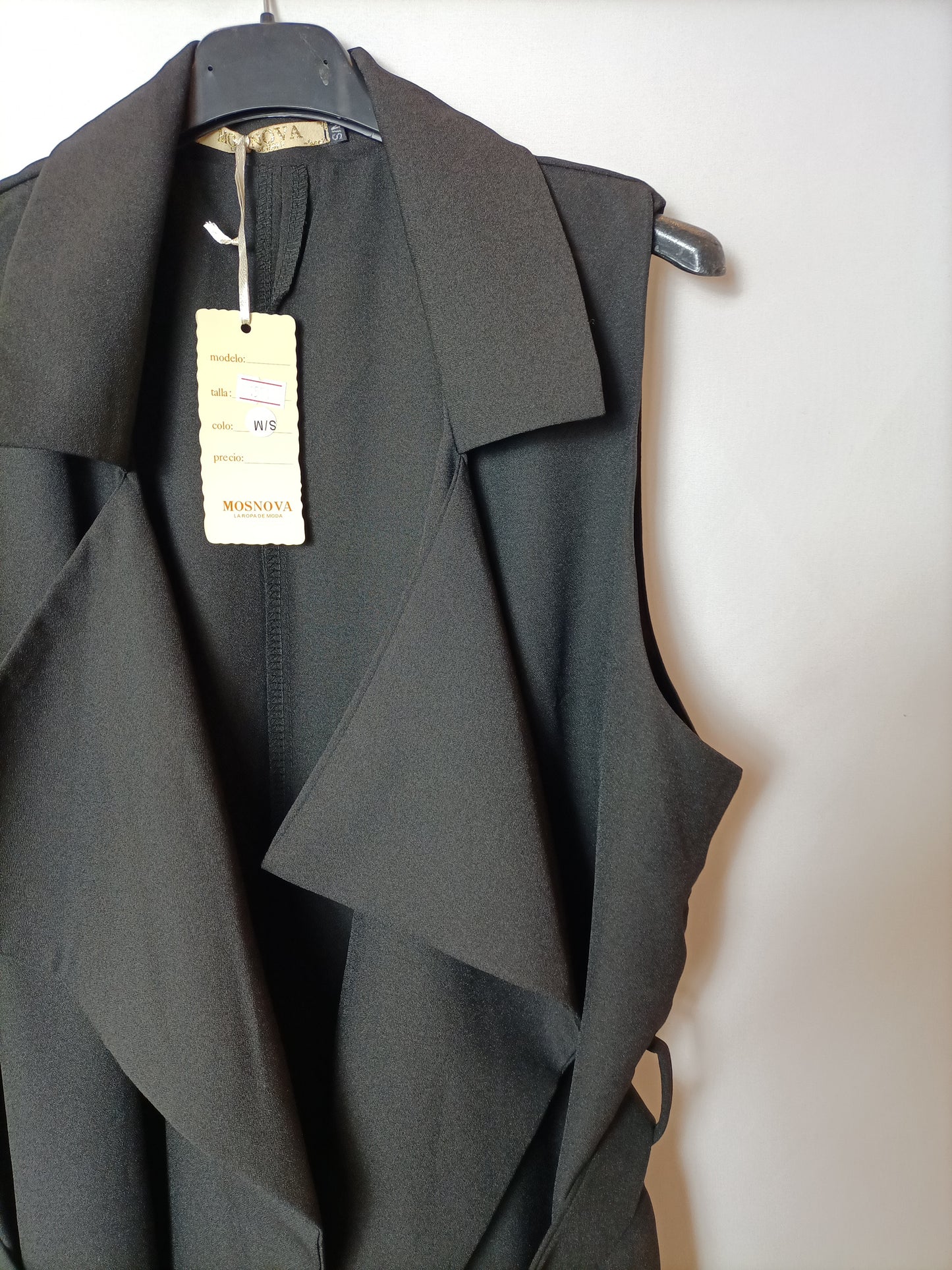 MOSNOVA. Chaleco negro largo T.s/m