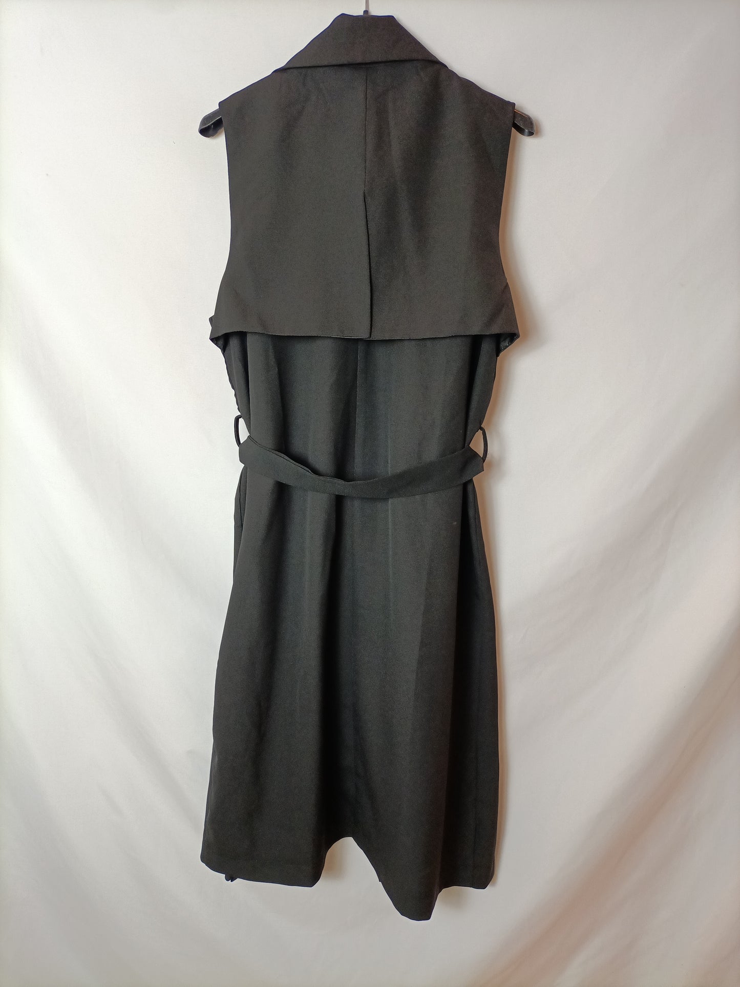 MOSNOVA. Chaleco negro largo T.s/m