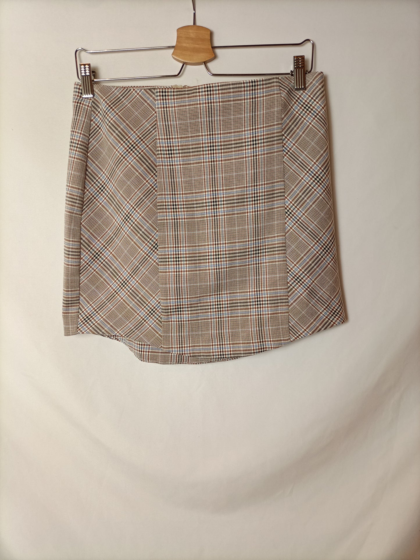 ZARA. Falda beige cuadros T.m
