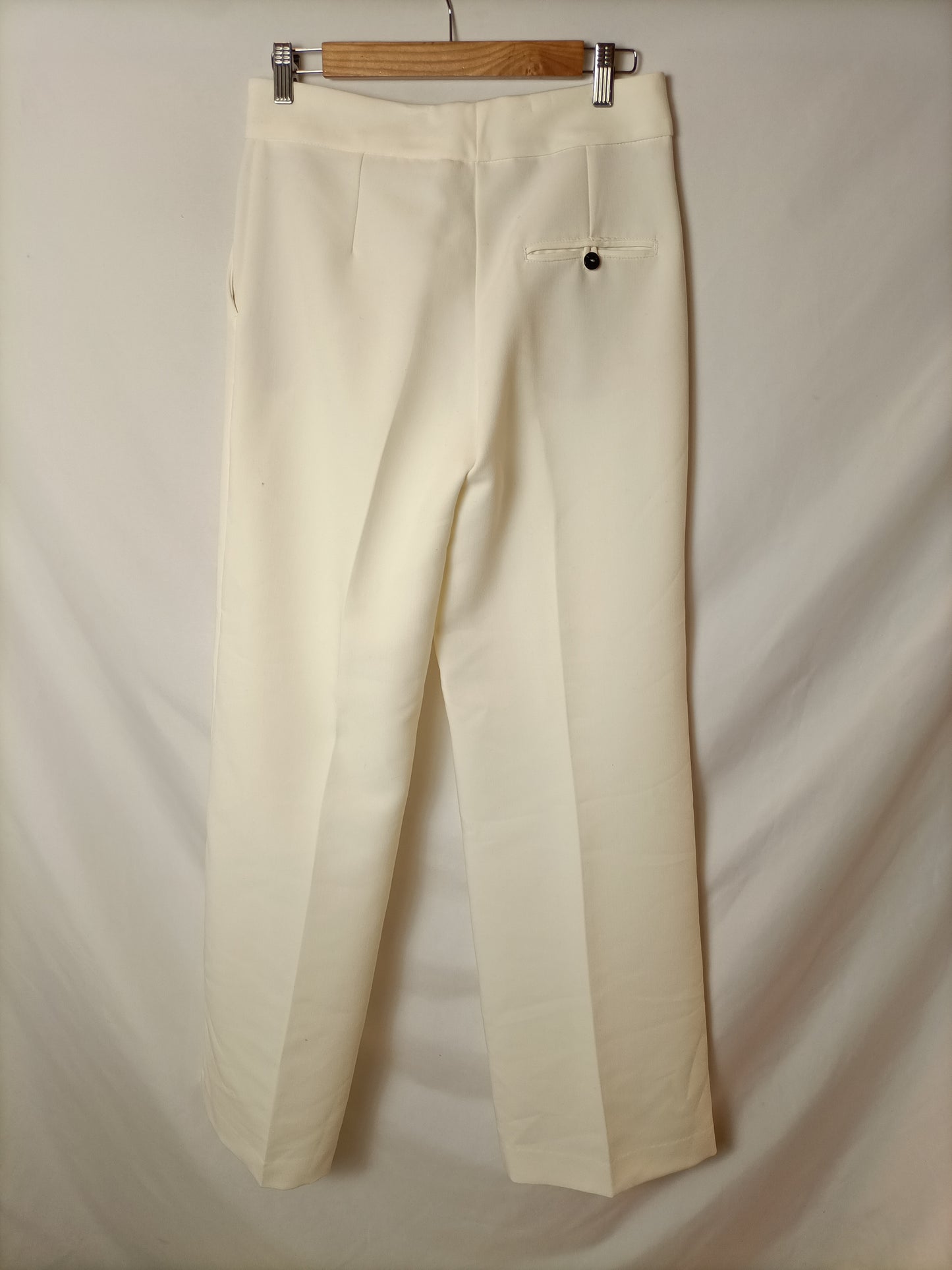 MANGO. Pantalón ancho blanco T.38