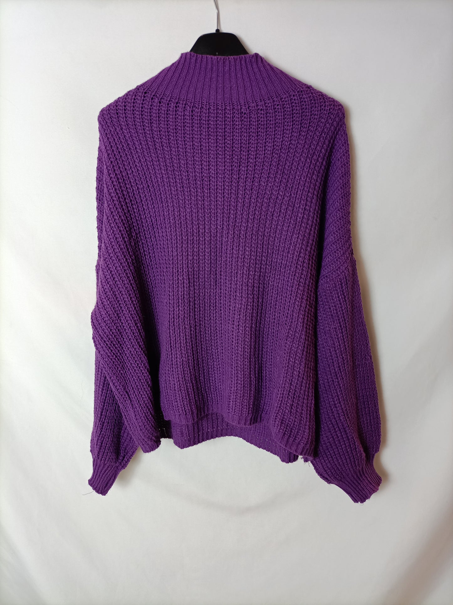OTHERS. Purple sweater Ts/m