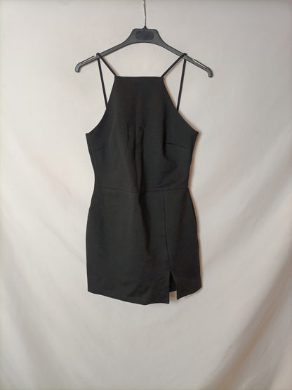 STRADIVARIUS. Vestido entallado negro T.s