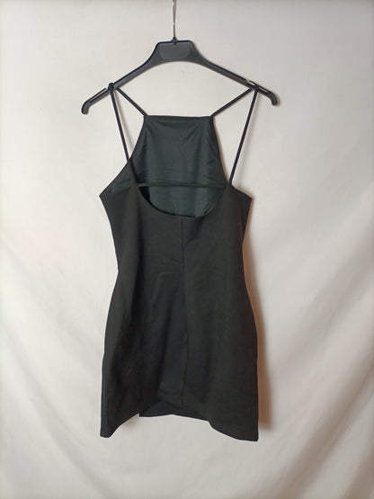 STRADIVARIUS. Vestido entallado negro T.s