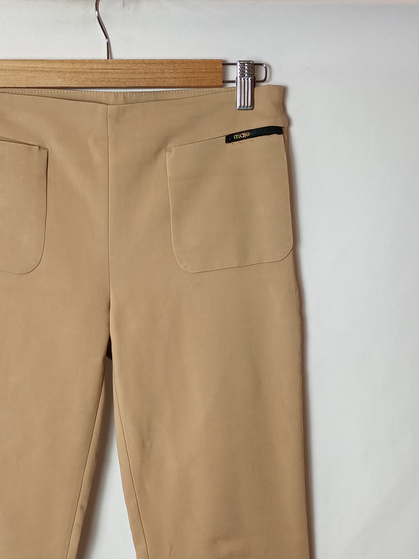 MAJE. Beige flared trousers Tu(xs)