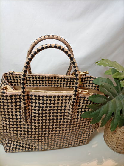 BIMBA Y LOLA. Bolso rombos