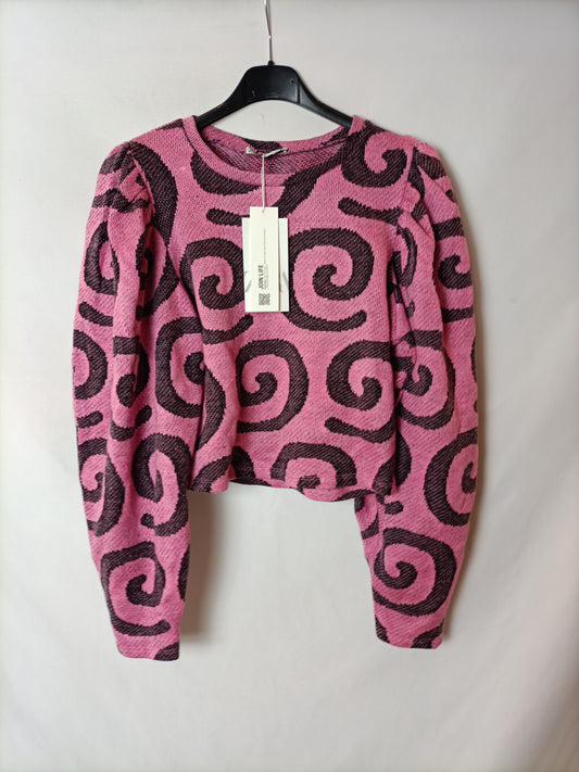 ZARA. Pink Ts printed sweater