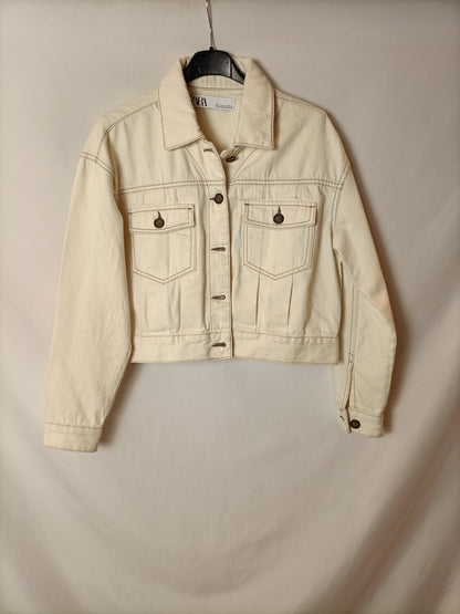 ZARA. Cazadora vaquera beige T.s