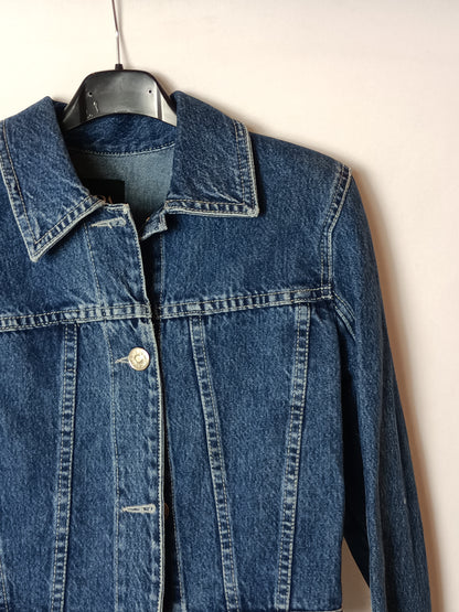 ZARA. Cazadora vaquera hombreras T.xs