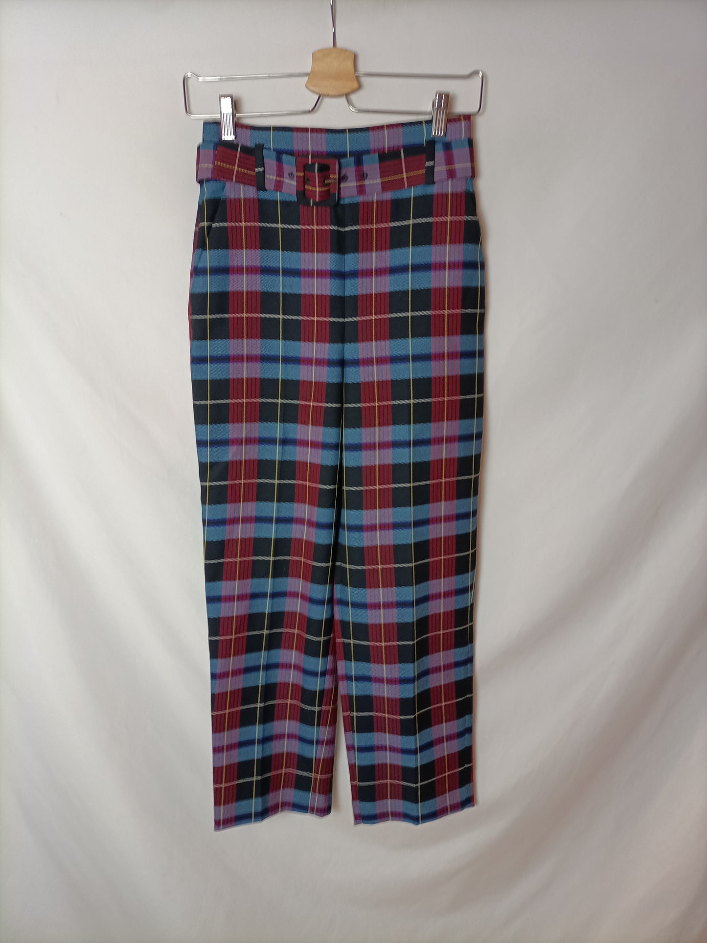 ZARA. Pantalón fluido cuadros T.xs