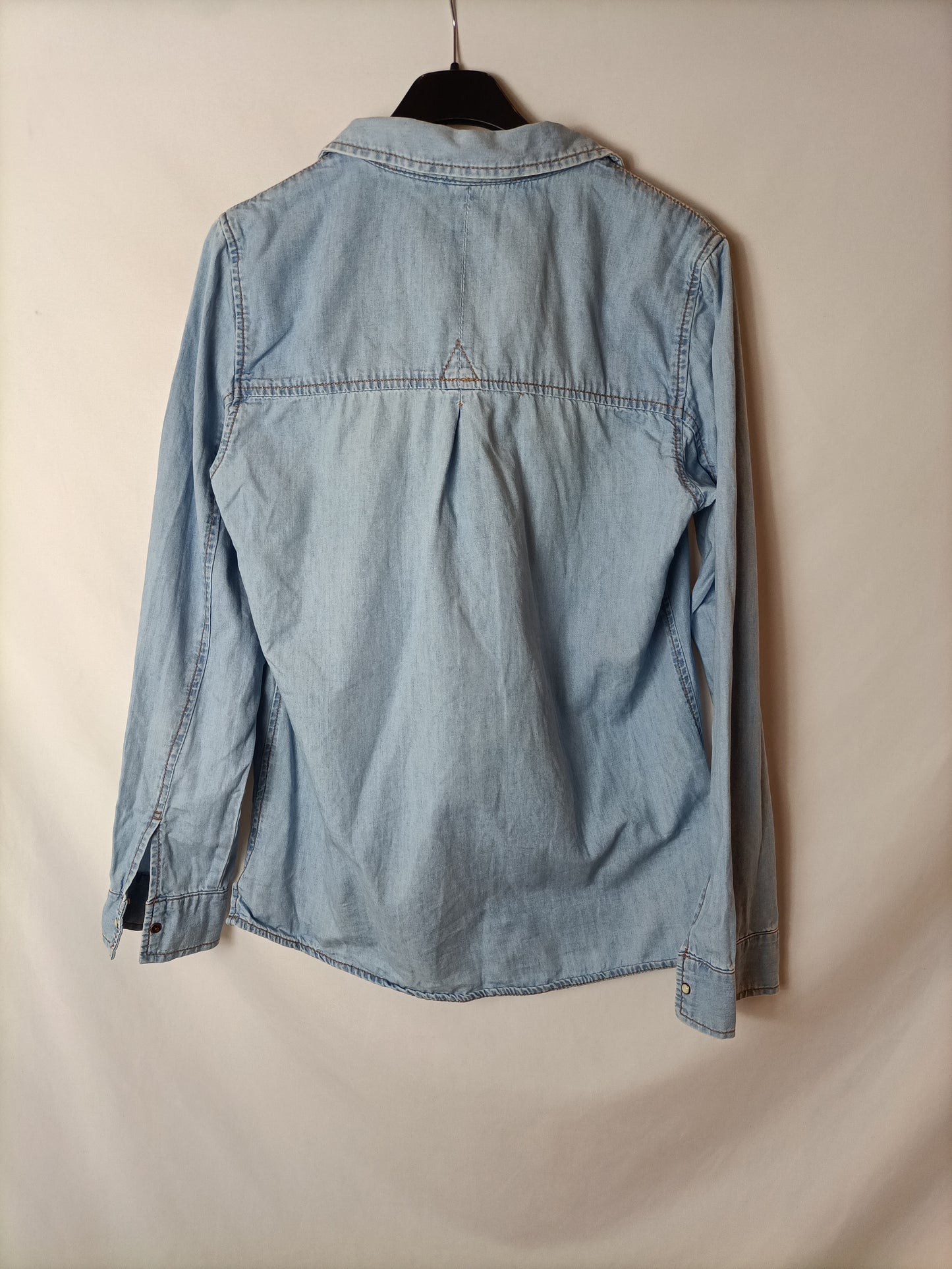 OTRAS. camisa denim efecto desgastado T.u(s)