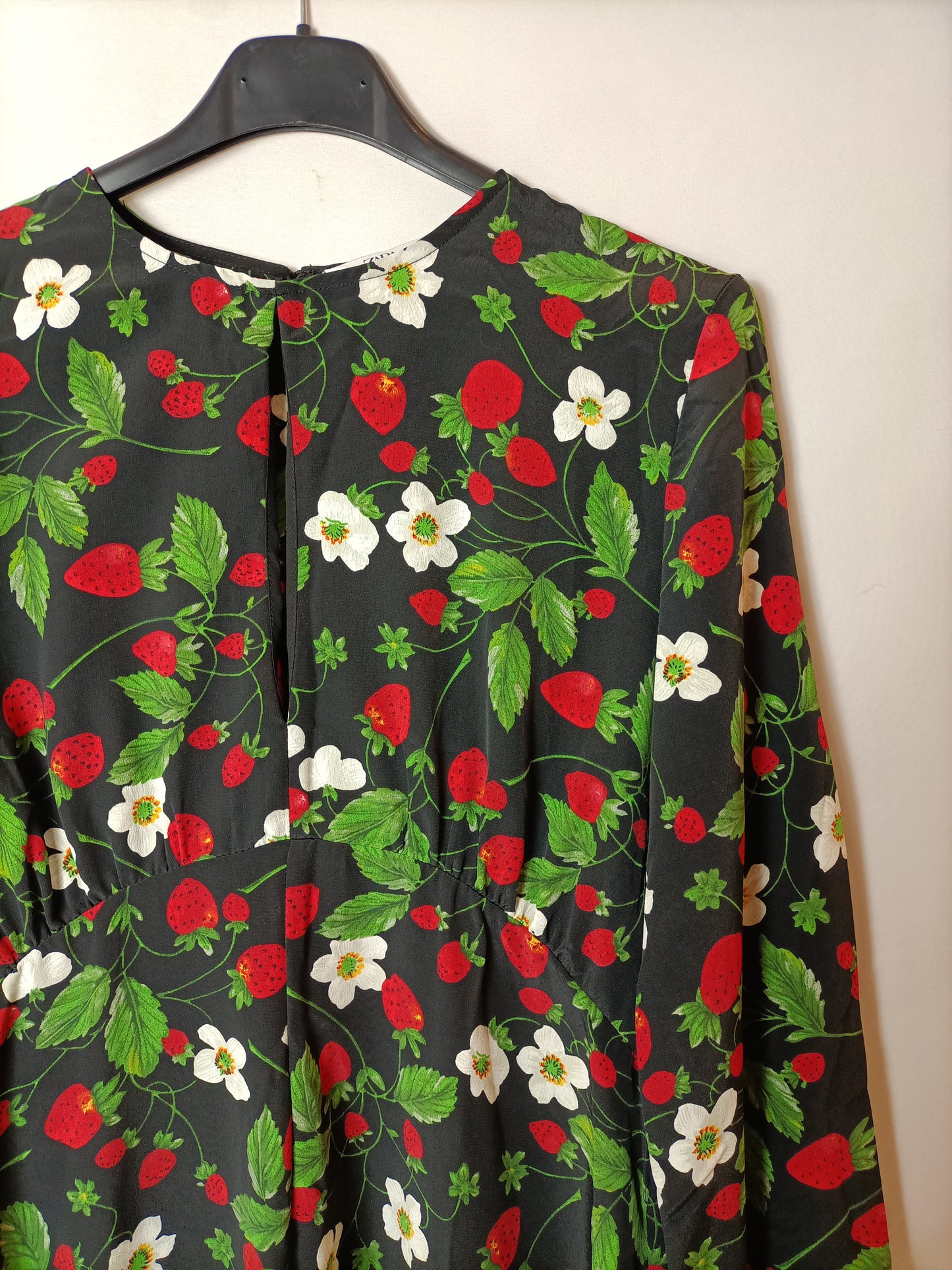 ZARA. Mono corto flores T.m