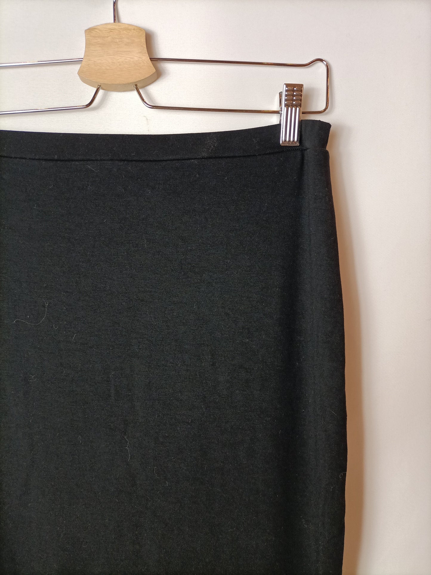 SYSTEMACTION. falda corta negra T.m