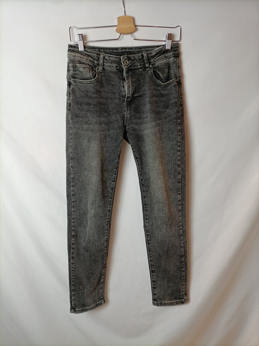 OTRAS. Pantalón denim gris T.36