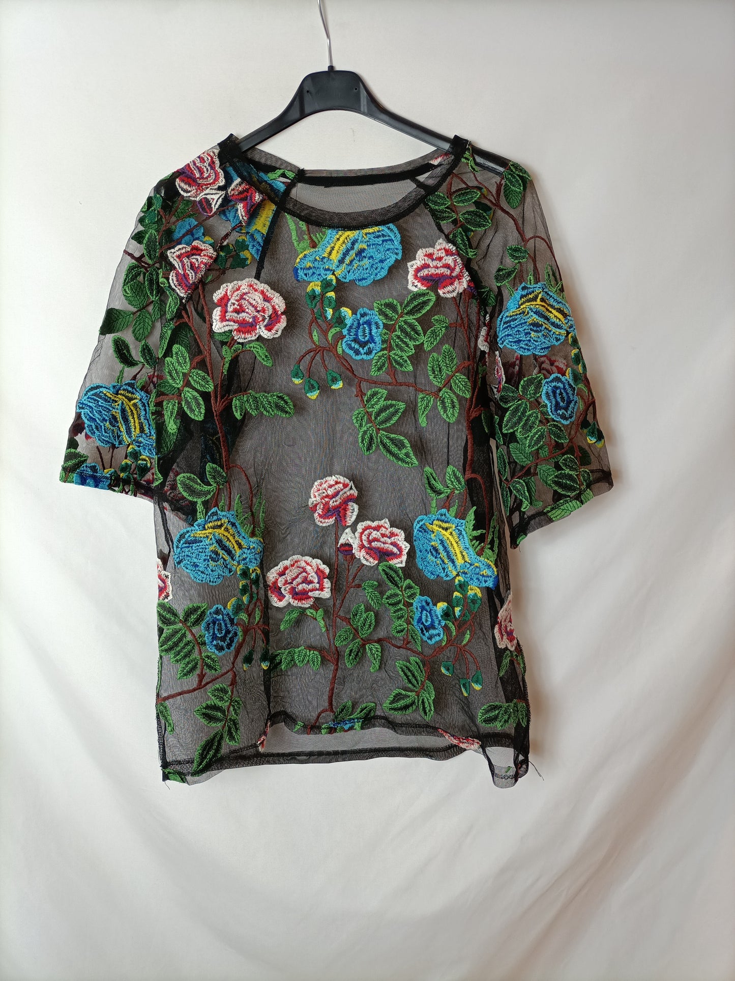 OTRAS. Top del tull bordado T.m/l