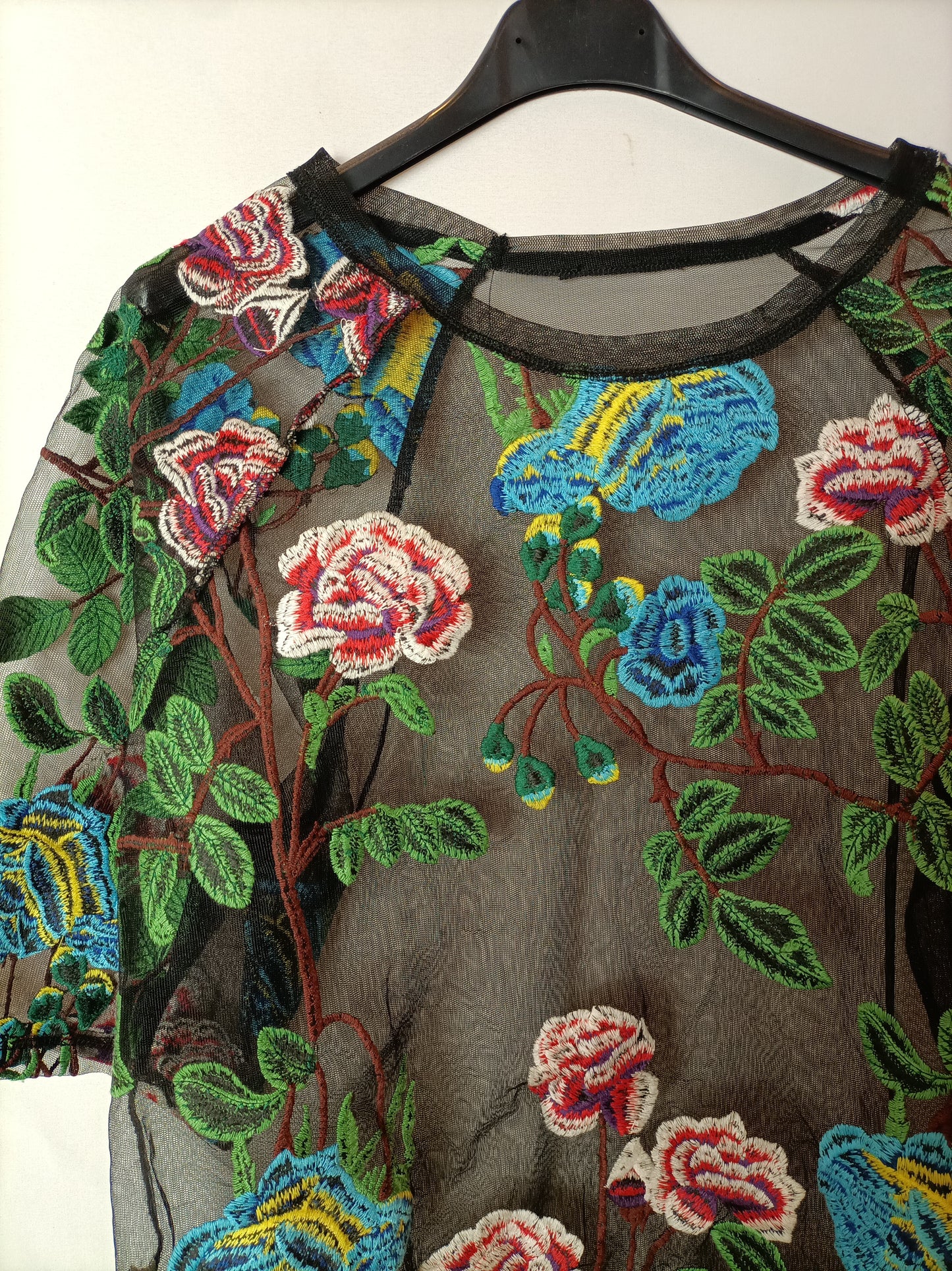 OTRAS. Top del tull bordado T.m/l