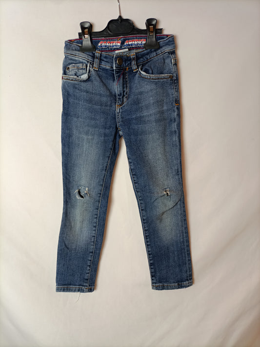 ZARA. Ripped jeans, size 6 years