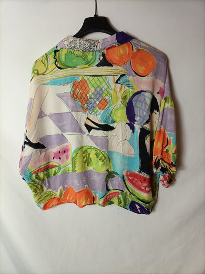 ZARA. Blusa estampada manga corta T.xs