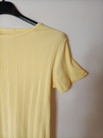 OTRAS. camiseta canalé amarilla T.u(xs)
