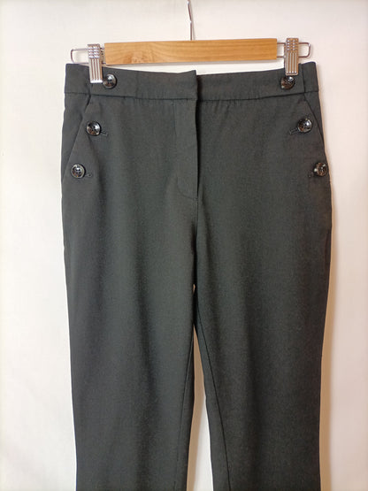 H&amp;M. Black buttoned trousers S.34