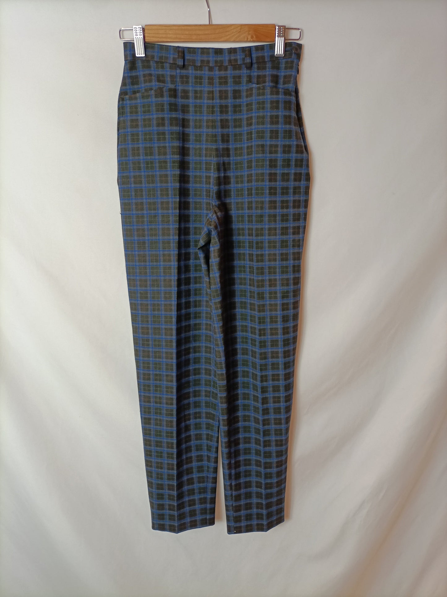 ALAIN MANOUKIAN. Pantalón cuadros T.36