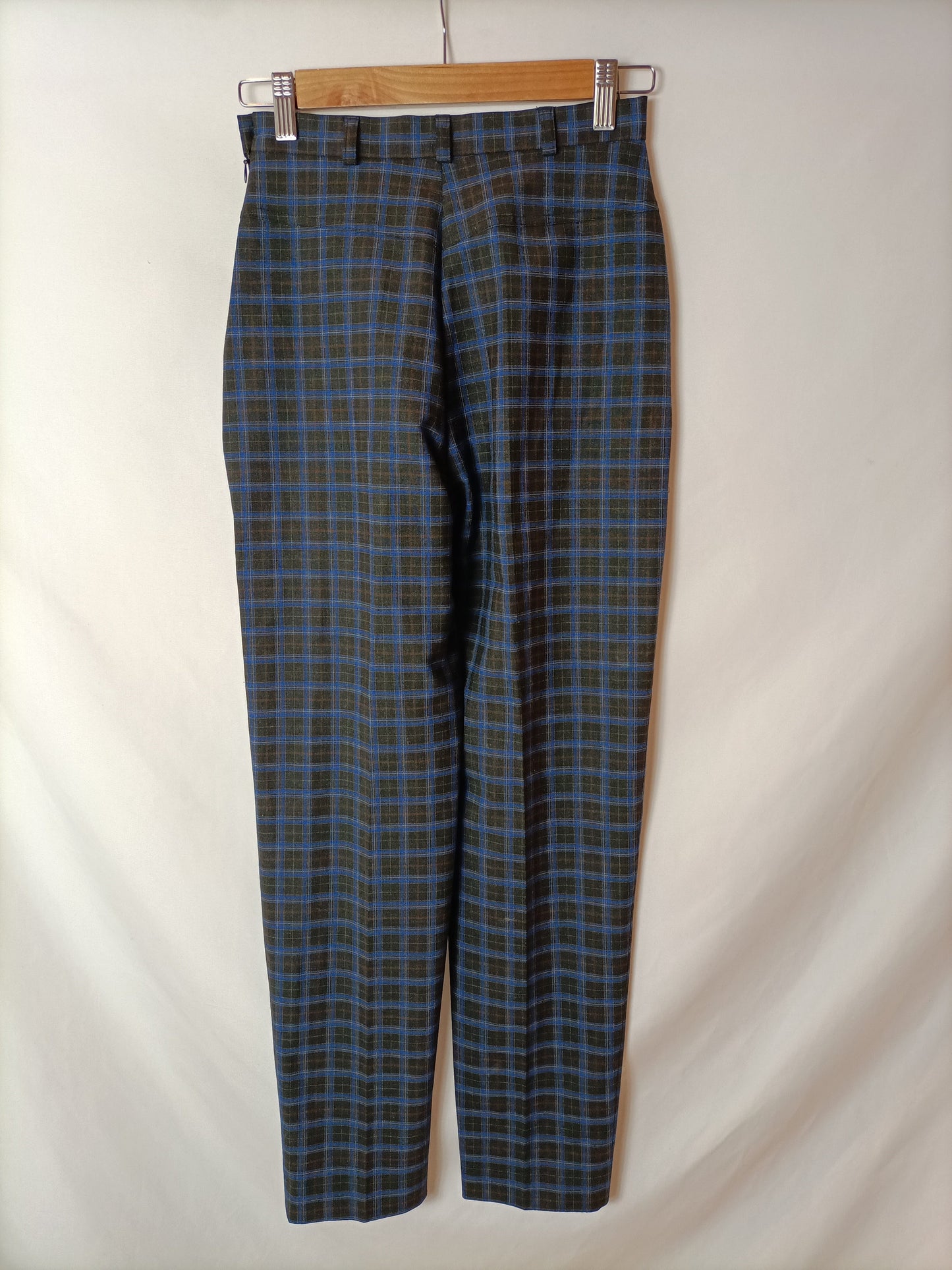 ALAIN MANOUKIAN. Pantalón cuadros T.36