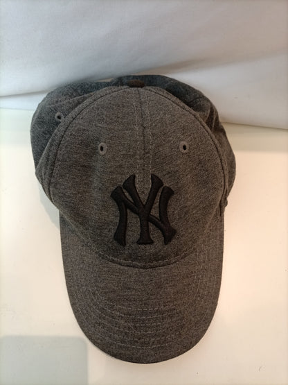 OTHERS. New York gray cap