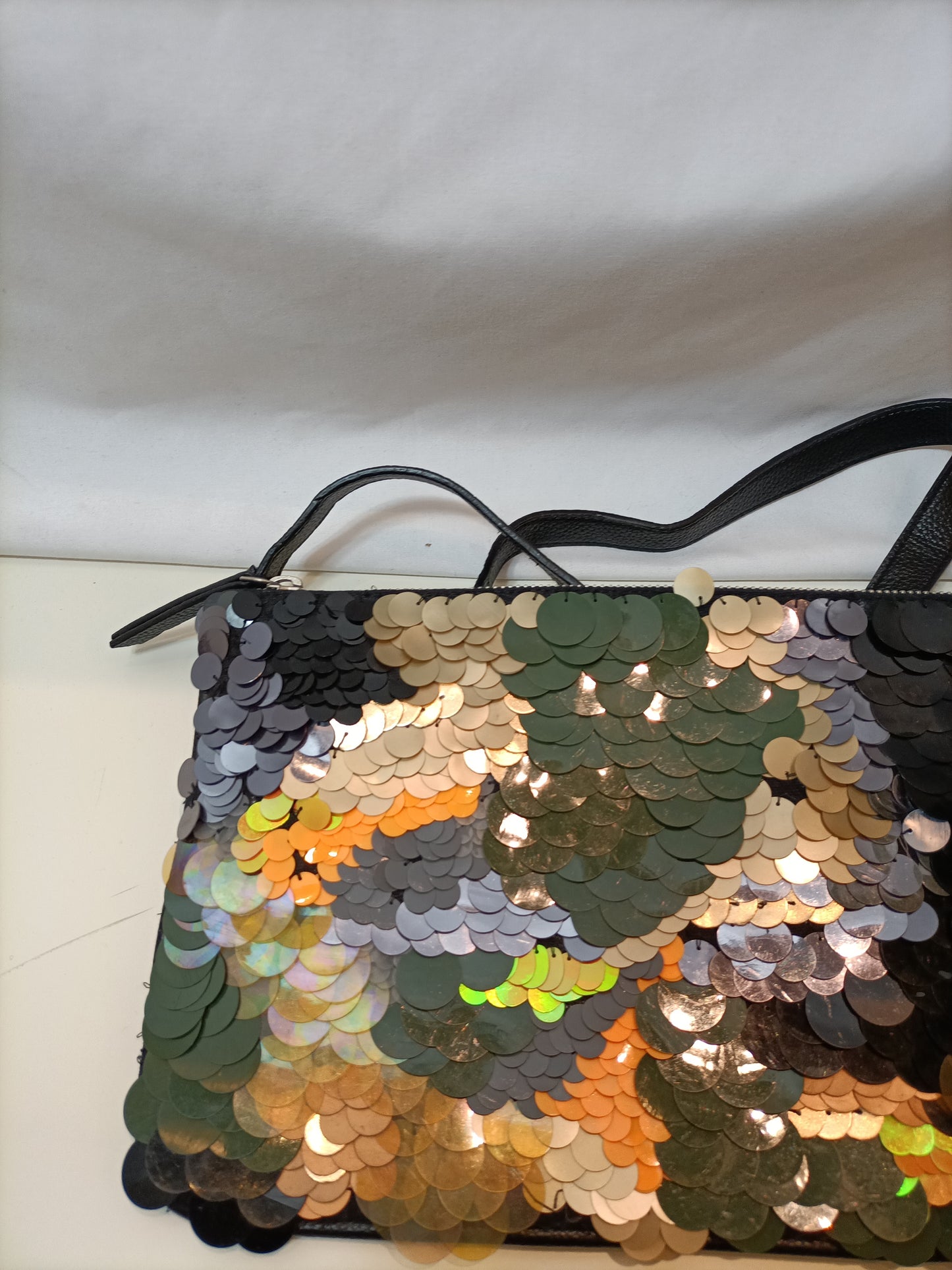 ZARA. Bolso lentejuelas