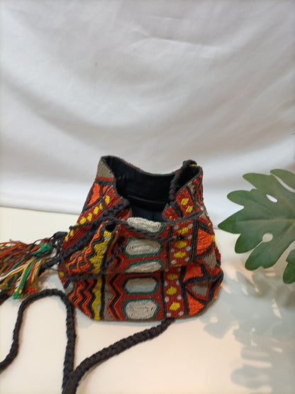 ZARA. Bolso saco abalorios (TARA)