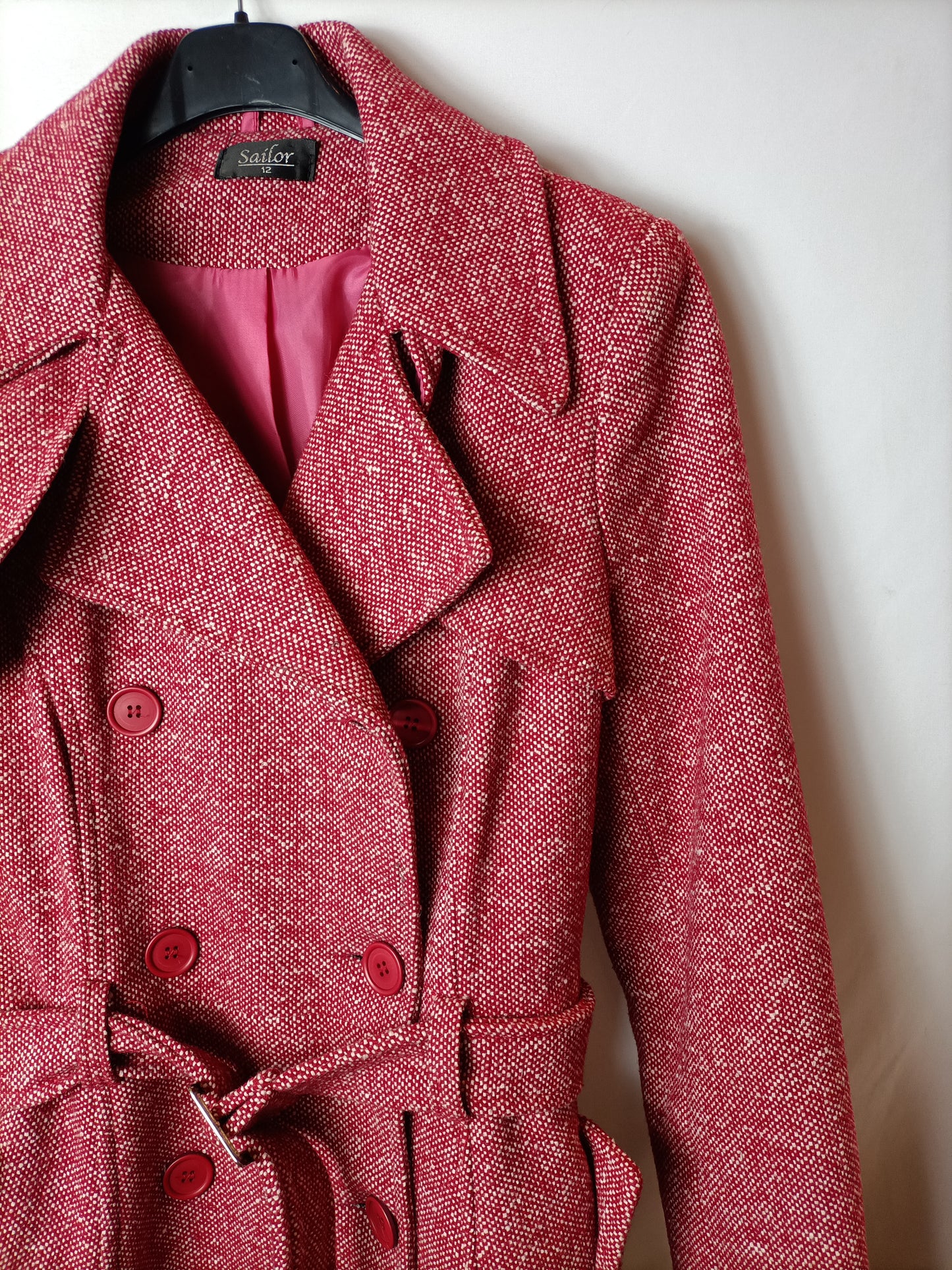 SAILOR. Abrigo jaspeado rojo y blanco T.l